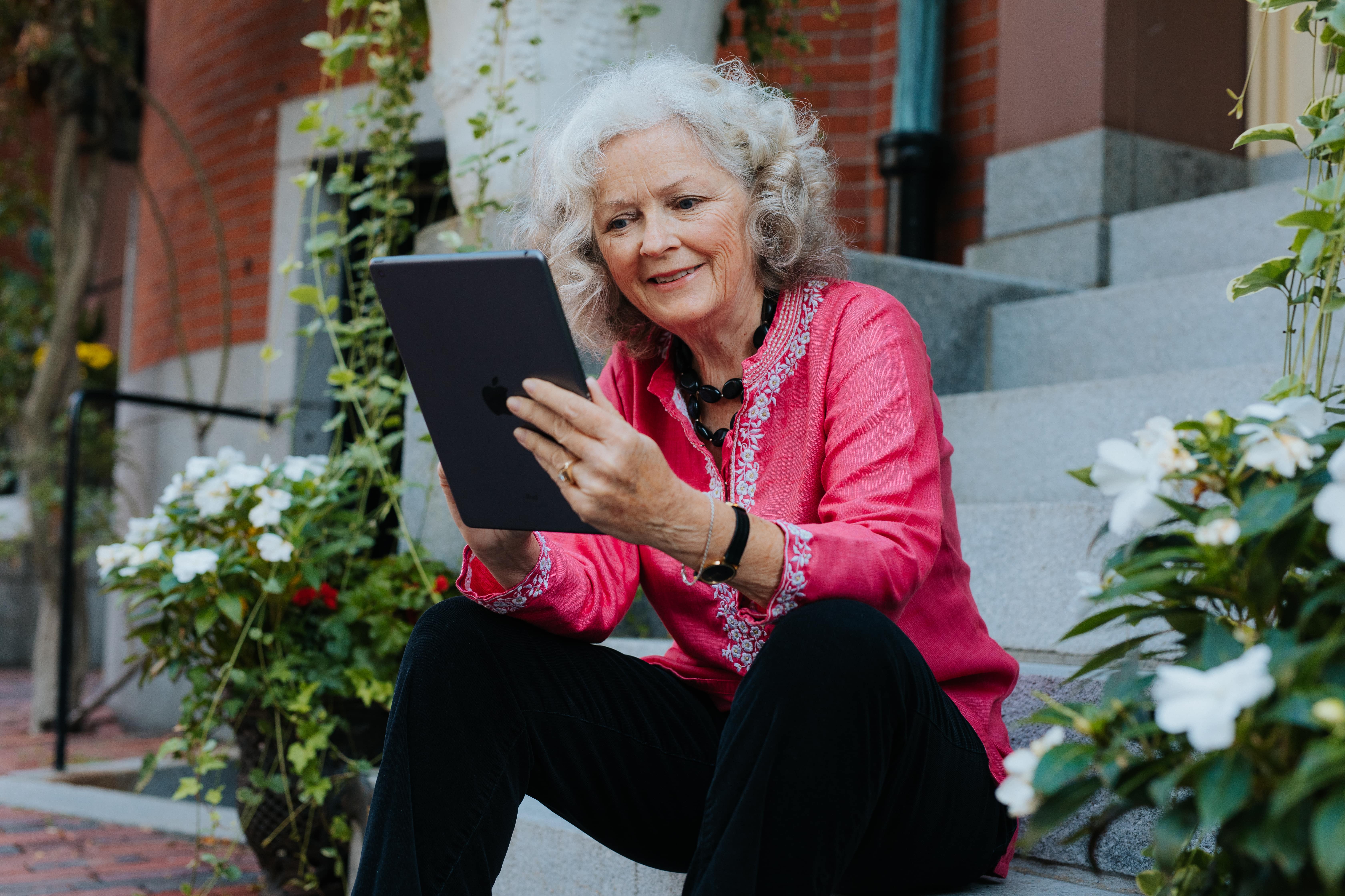 How To Navigate Generational Differences in the Workplace